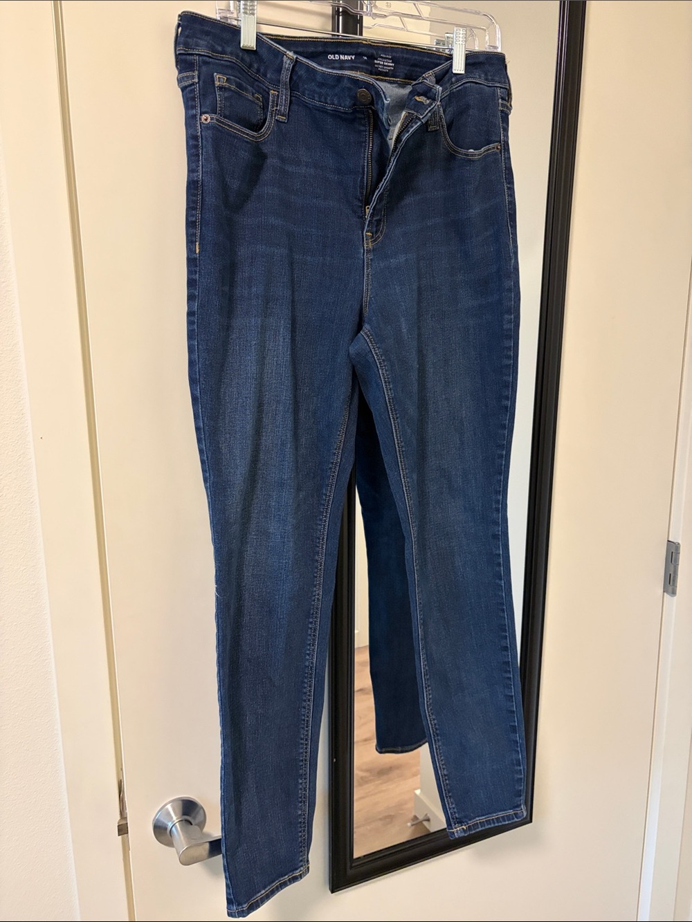 Old Navy Women's Rockstar Super Skinny Jeans
